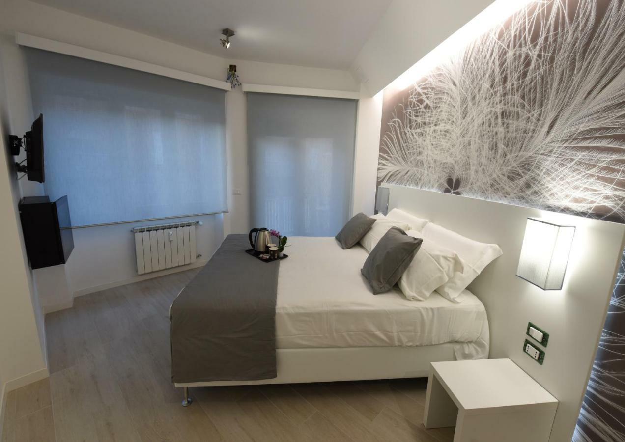 Отель Duca'S House Рим Экстерьер фото